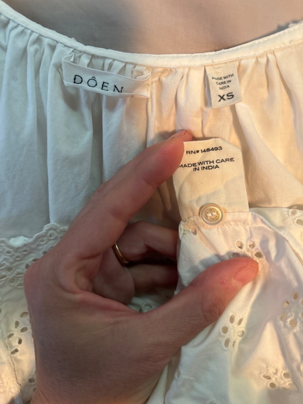 Doen Eyelet Top - Picture 7 of 16